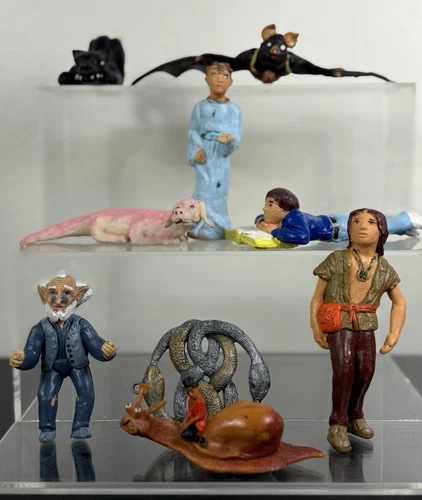 VINTAGE RARE LOT OF 9 NEVERENDING STORY FIGURES MADE IN MEXICO 80's.