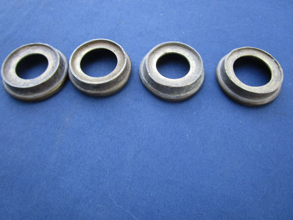 4 bagues Diamètre 2,7 m ancienne laiton pieds meuble table fauteuil chaise... - Photo 3/4