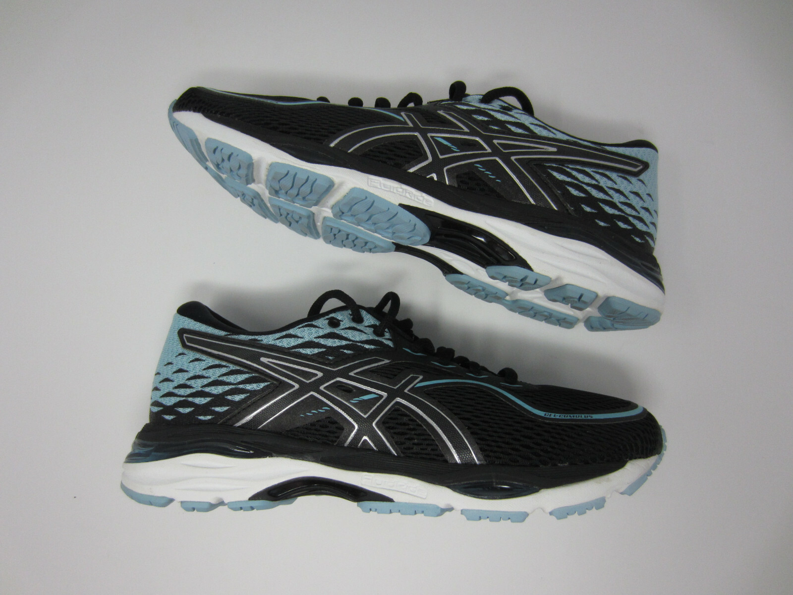 asics t7b8n