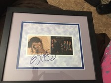 AUTOGRAPH PRIVATE PRACTICE SHOW BOOK SIGNED BY GLADYS KNIGHT