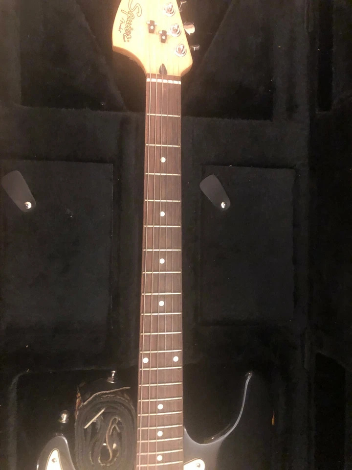 2002 Stratocaster Squier standard series Fender guitar black Indonesia left hand - Image 3 of 4