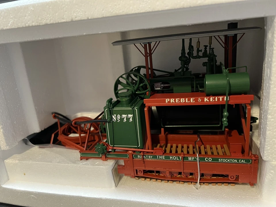 Caterpillar Holt No. 77 Track-Type Steam Engine By SpecCast 1/32 Scale - Image 3 of 4