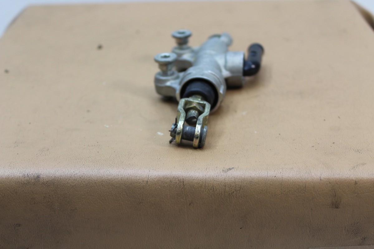 maribaroni様 maribaroni様 90 Kawasaki Ninja ZX7 ZX-750 Rear Brake Master