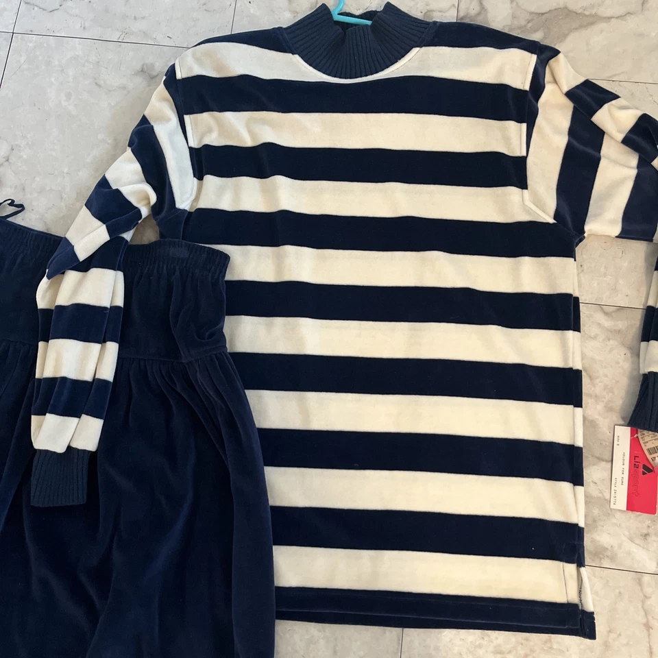 Vintage NWT Liz Claiborne Stripe Blue Velour Top & Skirt 1980s - Image 2 of 4
