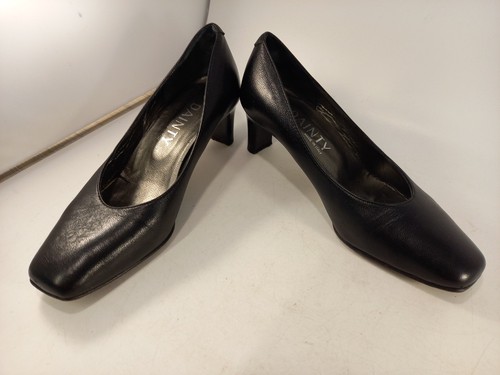 Dainty Black Leather Slip On Court Shoes Heels UK Size 2 VGC - Picture 7 of 11