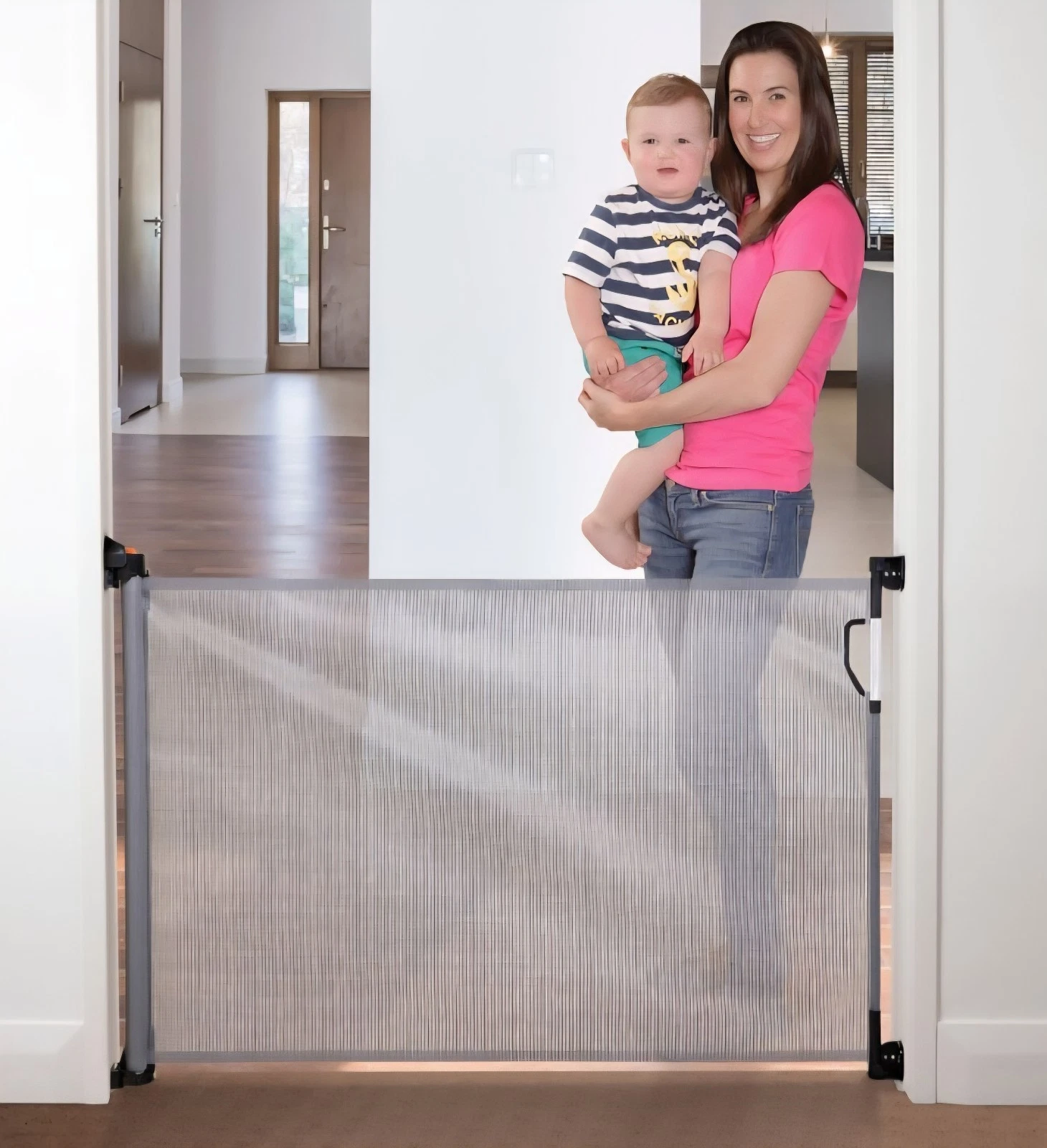Retractable Baby Pet Safety Gate Indoor Outdoor Adjustable Mesh Gate 55"x 32"
Opens in a new window