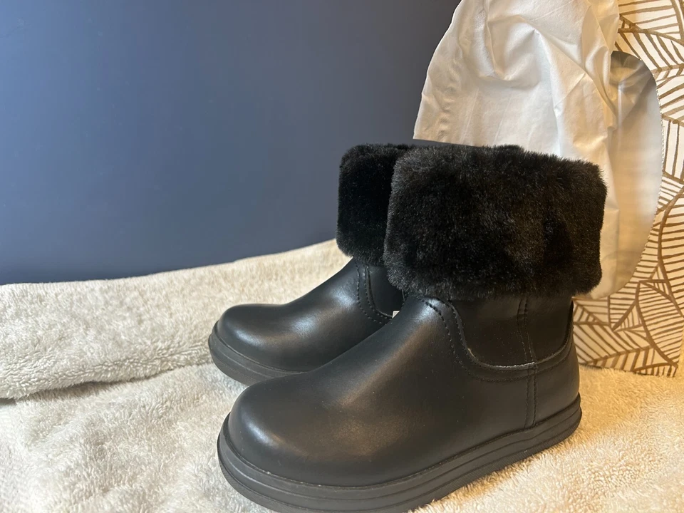 KIDDO Negro Mimie Botines Cuero/Piel - TOTALMENTE NUEVOS - EE. UU. TALLA 9/EU 25/ UK8 Foto 2 de 4