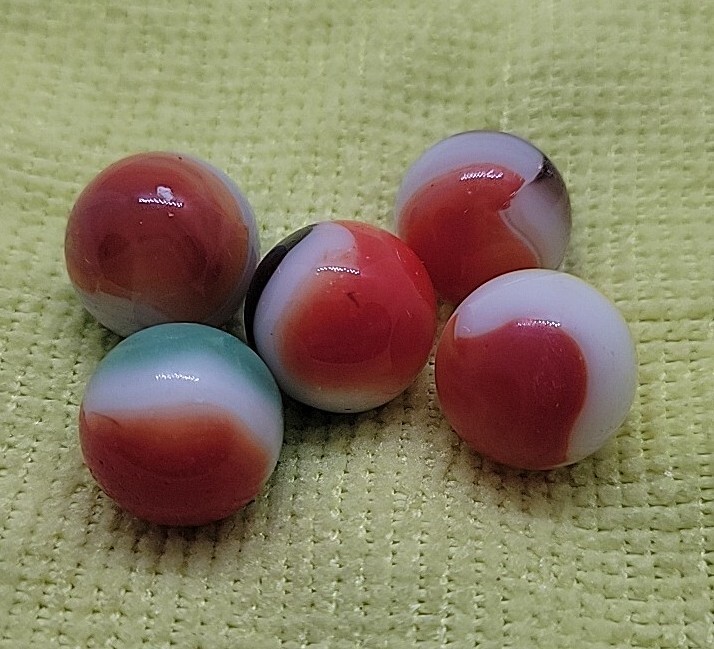 A87•1~Vintage Vitro All Reds 19/32