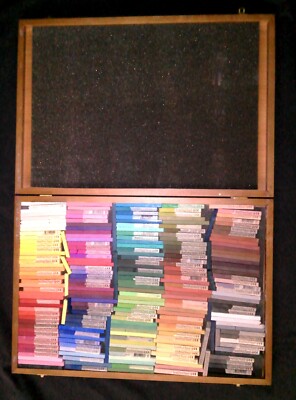 Gallery Mungyo 120 Semi Hard Pastels Wood Box PLUS Prisma Color - Total of 210