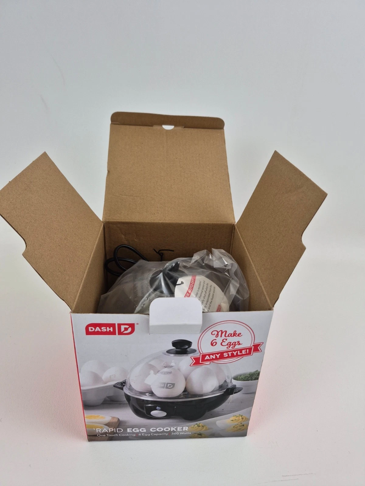 Dash Rapid Egg Cooker DEC005BK 6 Egg 360W Black New Open Box