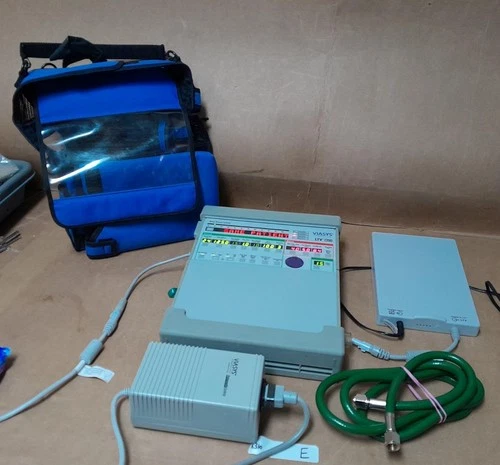 CAREFUSION VIASYS LTV 1200 WITH POWER SUPPLY AND CARRY CASE !  E