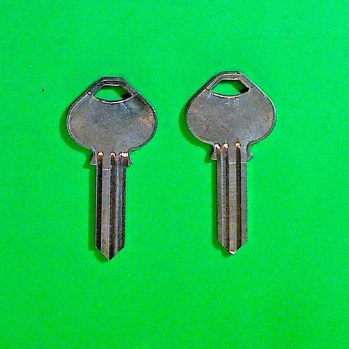 CORBIN RUSSWIN ORIGINAL KEY BLANKS H4 5 PIN, LOT OF (8), LOCKSMITH,NO LOGO - Picture 2 of 2