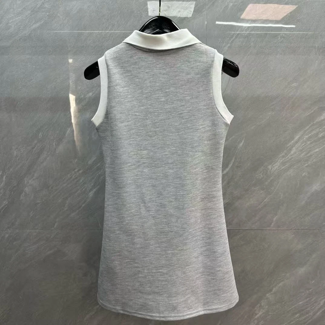 Abito donna Thom Browne ricamato colore a contrasto senza maniche collo alto