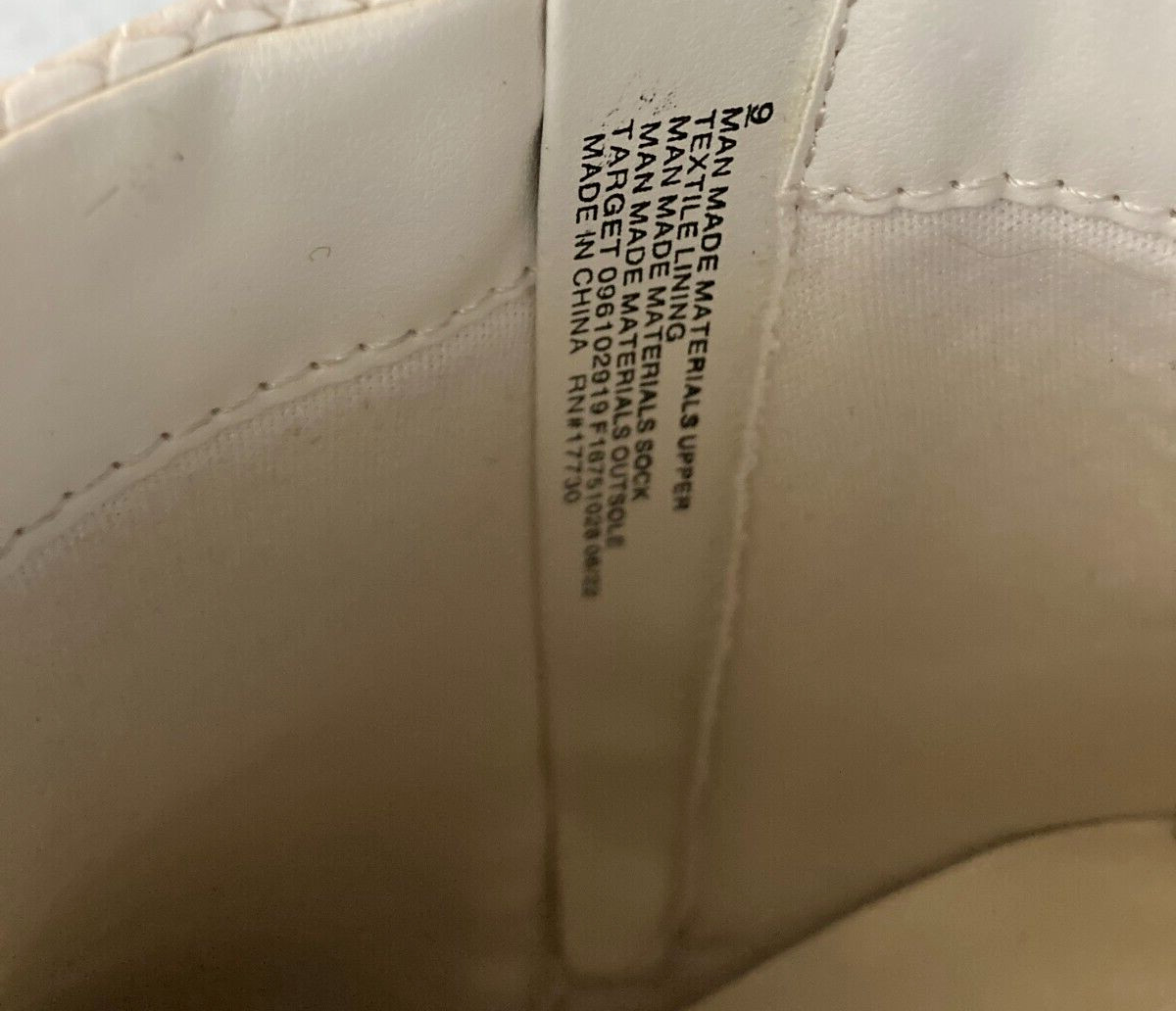 Universal Thread  17730 Light White Ankle Boots U… - image 7