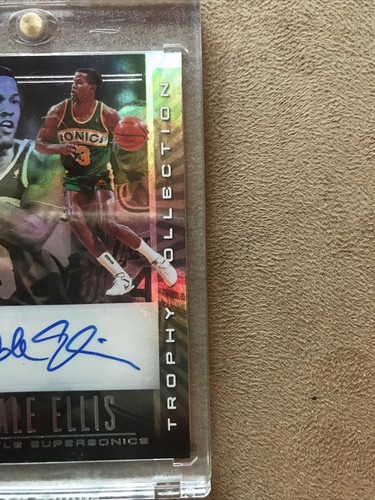 2019-20 Dale Ellis Auto #TC-DEL Trophy Collections Panini Illusions comme neuf ou mieux - Photo 4/4