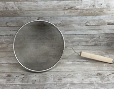 New TableCraft 99 Double Mesh 10-1/4" Strainer with Wooden Handle