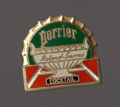 Pin's Vintage Roland Garros – Perrier – Tennis – Occasion