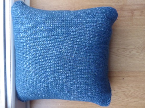 Hand knitted home made Blue Knitted (plain stitch) Cushion with pad insert - Picture 1 of 5