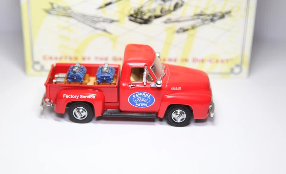 Caja de cerillas YIS06 1953 Ford F100 piezas originales Ford en caja - casi como nueva 1:43 Foto 3 de 4
