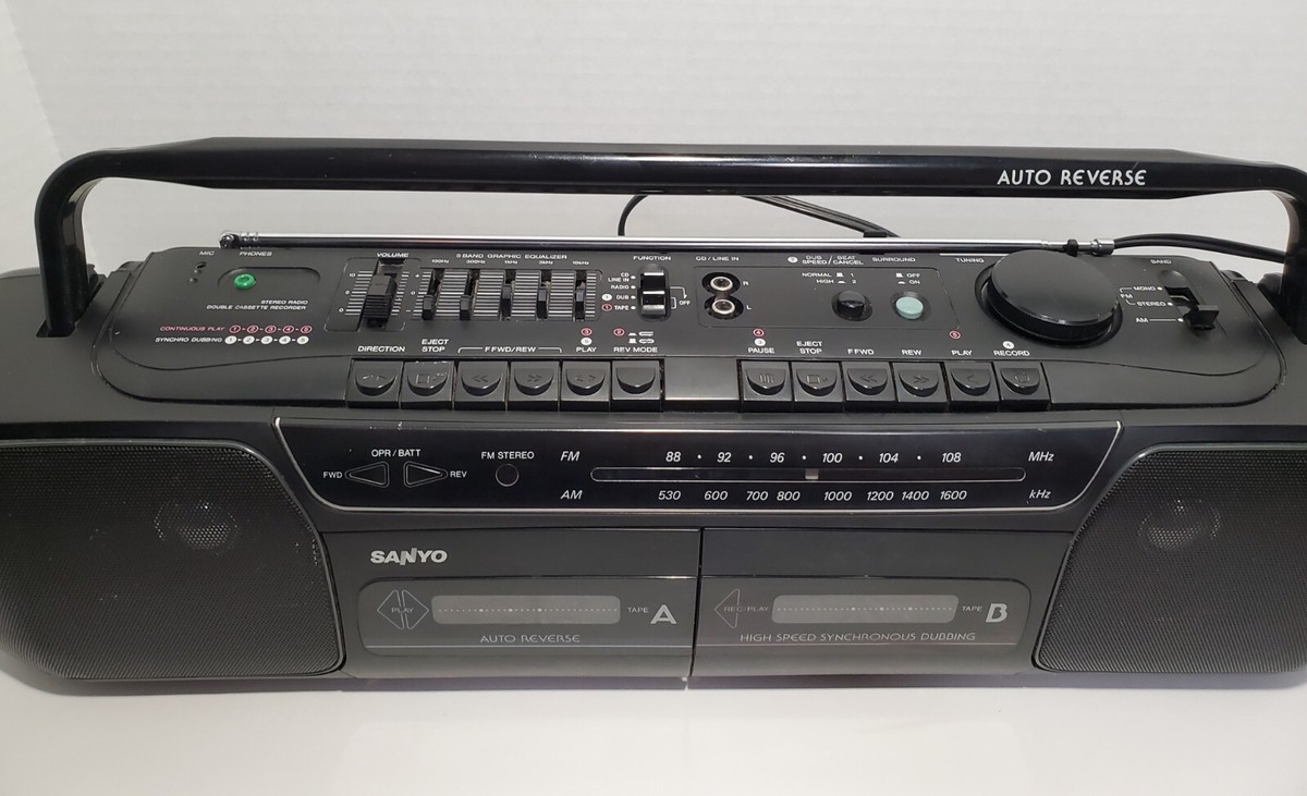 Sanyo MW738 Dual Cassette Player Boombox Surround Sound Radio