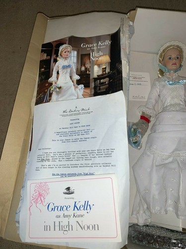 (NEW-in-Box) Danbury Mint GRACE KELLY as Amy Kane "HIGH NOON" DOLL - Picture 3 of 4