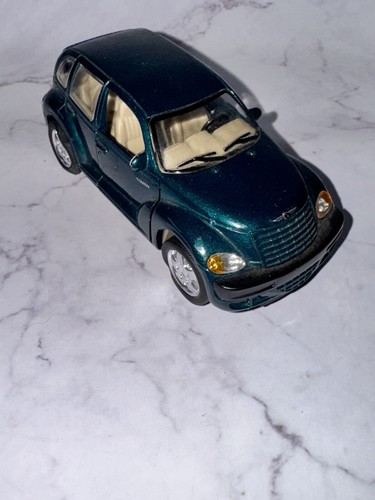 2001 SAICO Chrysler PT CRUISERS 1/34 Scale GREEN Opening Doors No.DP5019 - Picture 11 of 12