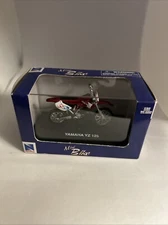New Ray Die-Cast 1:32 Mini Bike Yamaha YZ 125 Red Display Model Figure NEW