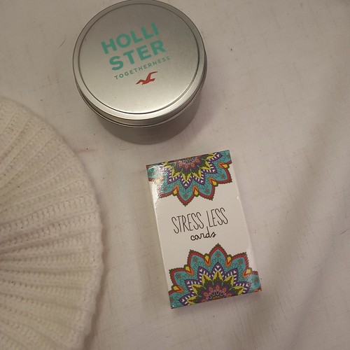 Victoria's Secret Bolso CK Sombrero Hollister Vela Justicia Monedero Lote Blanco/Dorado - Imagen 14 de 17