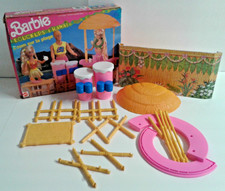 Vintage Mattel 1990 Barbie Hawaiian Fun Beach Party Playset 7230