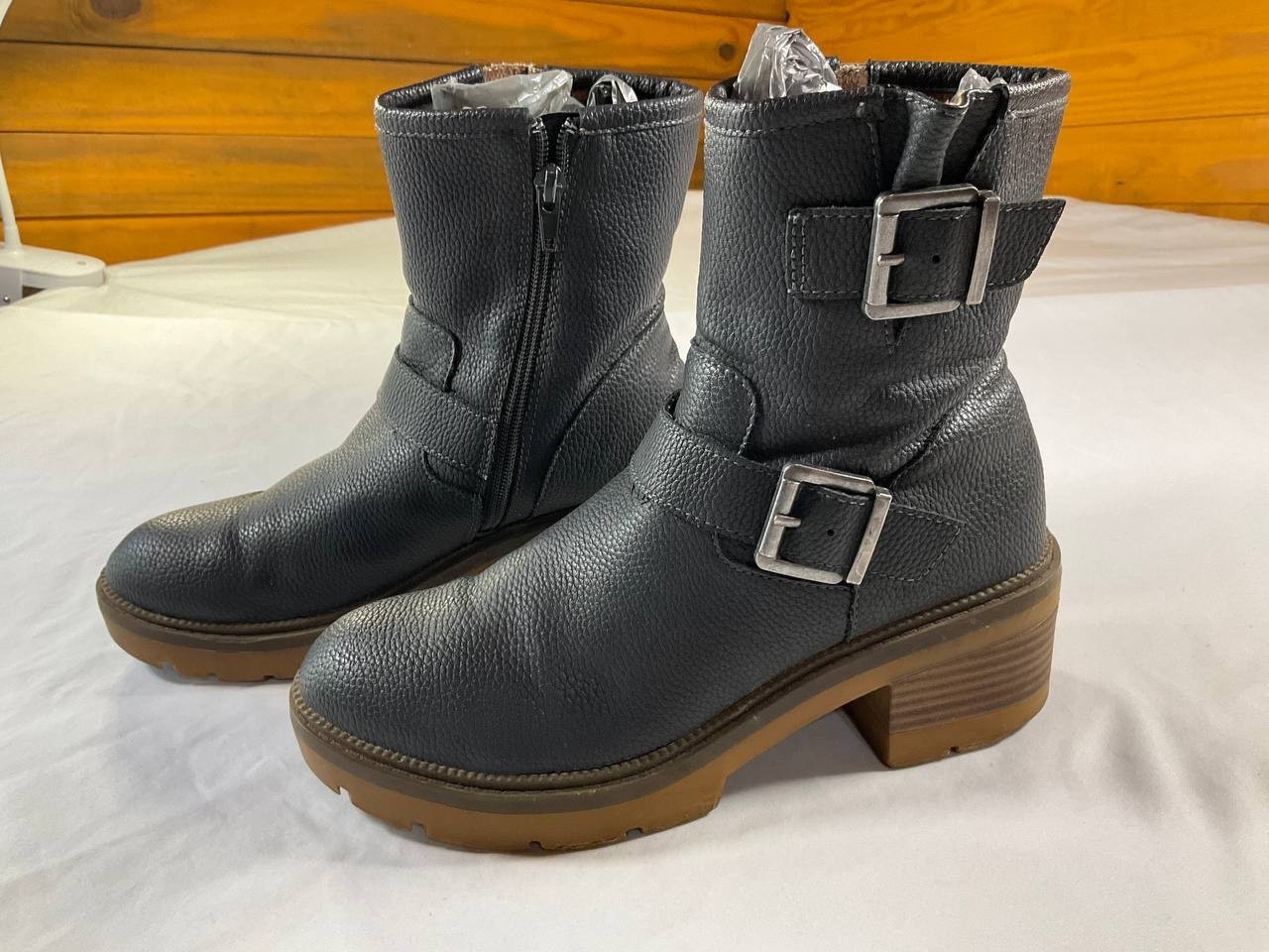 b.o.c. by Born Monika Platform Motorcycle Boots Womens 8M Black Faux Leather