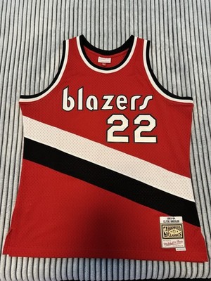 Mitchell & Ness Portland Trail Blazers NBA Clyde Drexler #22 Jersey Men s XL