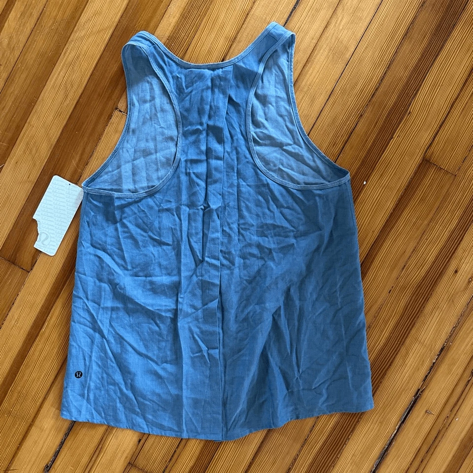 Lululemon NWT All Tied Up Tank (Tencel) in Blue Denim Size 10 - Image 3 of 4