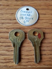 Lot of 2 Key Blank-Taylor 20WX-Corbin-Russwin-Kennedy-Tool-Box-AKA-1000XK K186
