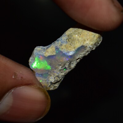 Trockenopal grob 8,95 Karat natürlicher äthiopischer Welo Opal Roh Feueropal ...