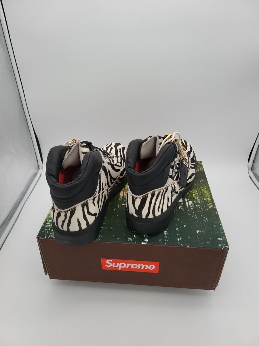 Supreme × Timberland Field Boot Zebra 24FW Week 13 Men's Supreme × Timberland Field Boot Zebra 24FW Week 13 Men's