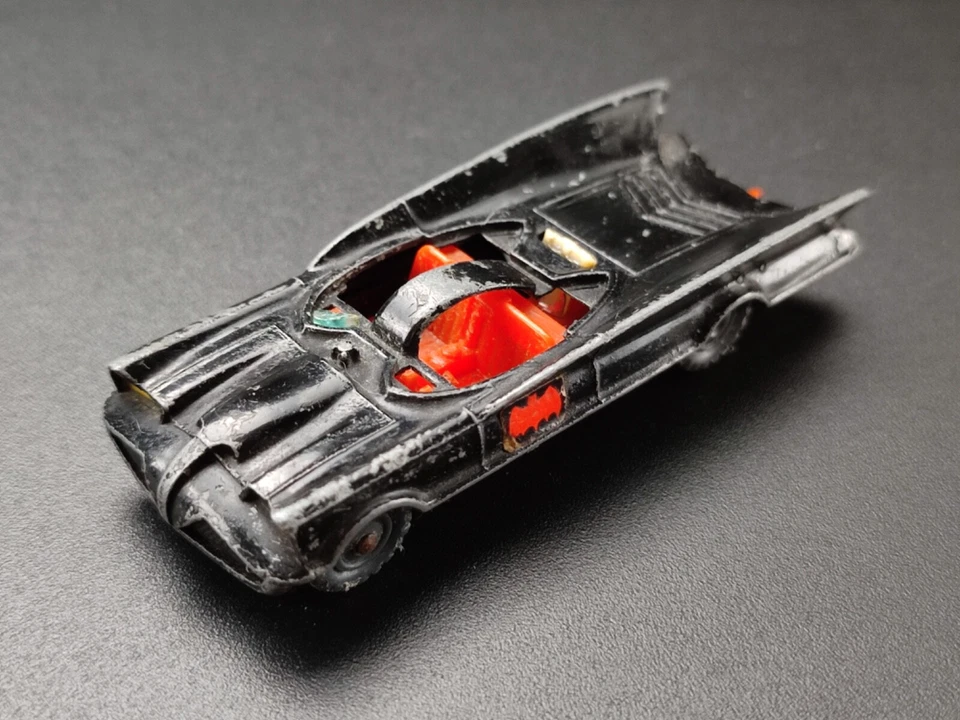 Husky Batman Batmobile 1966 RARE Made in England - Image 2 of 4