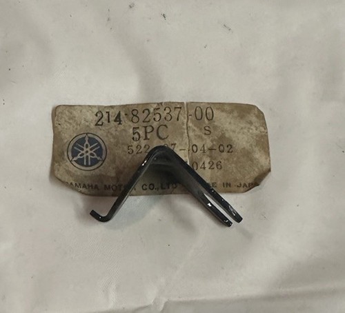 YAMAHA RT3/RT2/RT1/DT3/DT2/DT1/DT1MX STOP SWITCH ATTACHMENT BRACKET NOS! - Picture 3 of 3