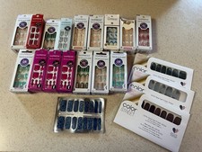 KISS Impress Lote de 10 Tiras de Esmalte de Uñas Sin Pegamento Mani-6 Pedi y 3 Colores Street