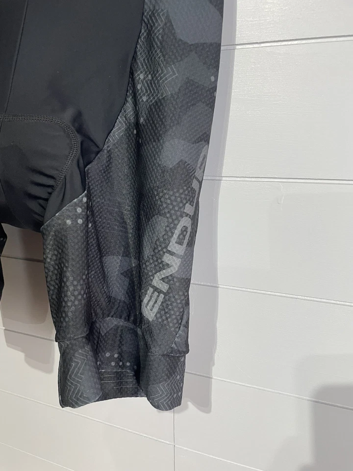 Calzoncillos boxer de ciclismo Endura para hombre de compresión media negros acolchados para ciclismo Foto 2 de 4