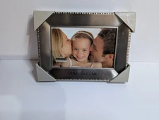 NIB Malden International Designs "Mom Dad And Me" Picture Frame (4"x6")