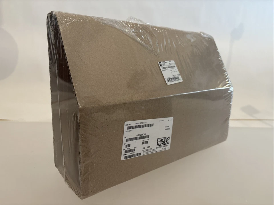 Hammond 1456KK4WHCWW New In Box Unique Sloped Box — 第 3/4 张图片