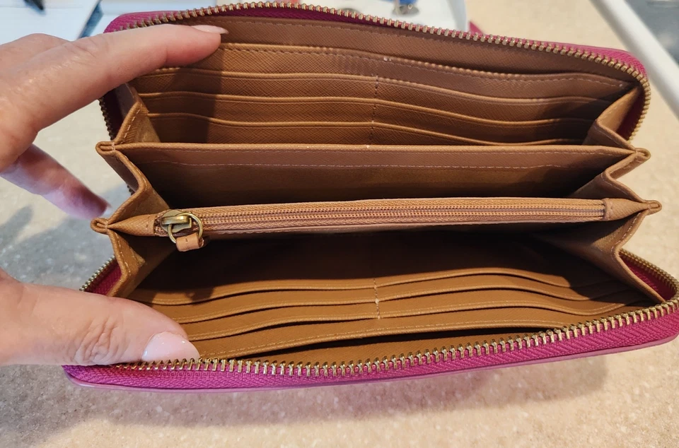 Cartera/muñequera fósil Foto 2 de 2