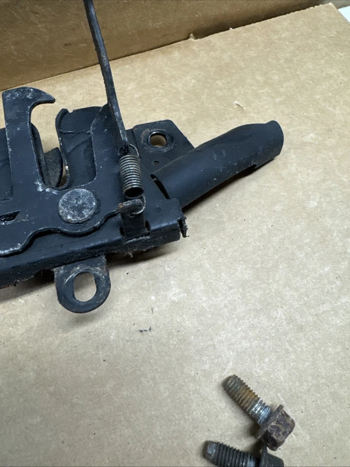 2005 2006 2007 SUBARU LEGACY delantero OEM 05 06 07 bloqueo capó pestillo montaje cable B106 Foto 4 de 4