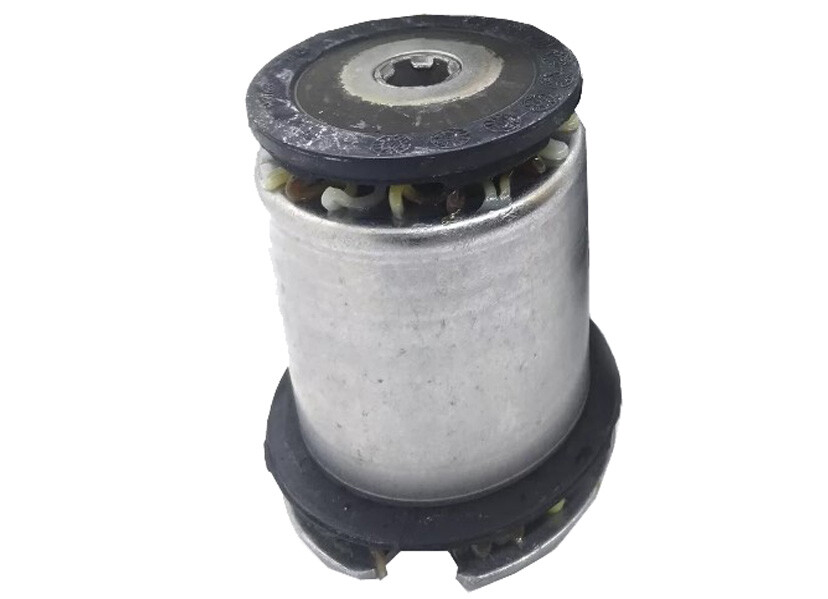 Silent bloc d'essieu pour Fiat Stilo permettant de stopper net les bruits métalliques