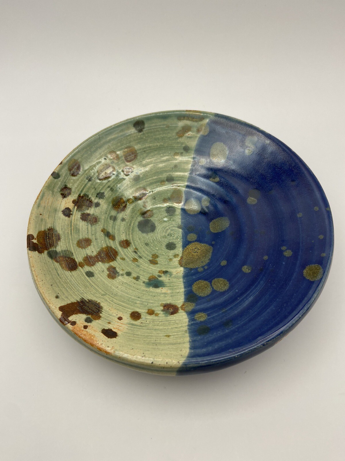 Studio Art Pottery Stoneware Plate Glazed Green/Blue Speckled Swirl 6.5”