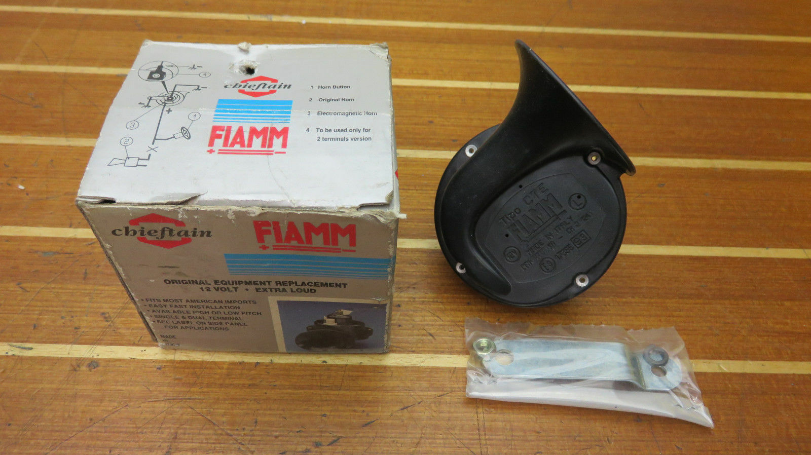 Chieftain FIAMM 30011 (TP/L) 12 Volt Extra Loud Car Truck Boat RV Horn