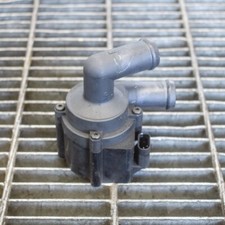 Pompe à eau Volvo XC90