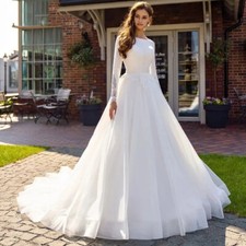Elegant Ivory Wedding Dresses O Neck Appliques Buttons Back Bridal Gowns Custom