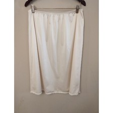 Vanity Fair 3765 Medium Half Slip Ivory Large Soft Nylon Vintage  