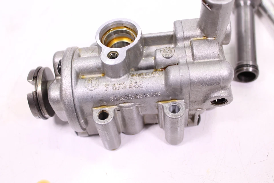 BMW K1600 GT 2013 bomba de aceite Foto 4 de 4